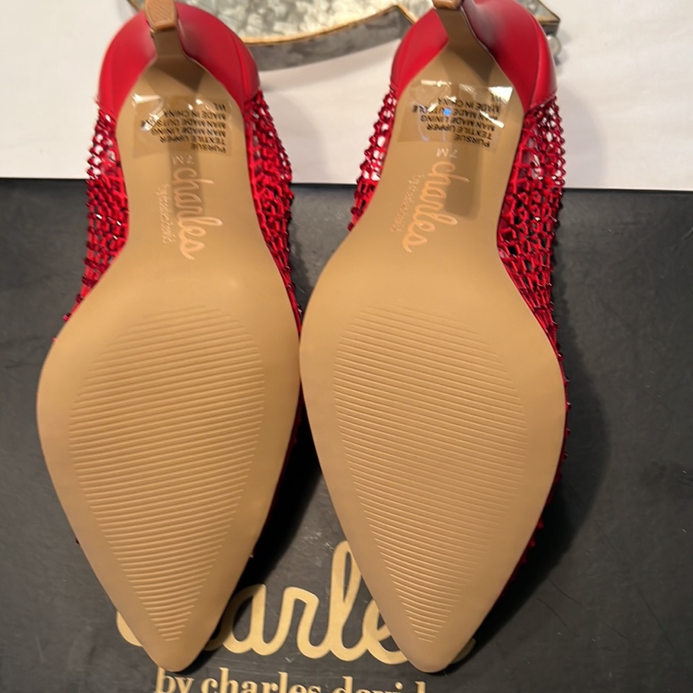 Charles By Charles David Sz 7 With 4 In Heels Red - image 5